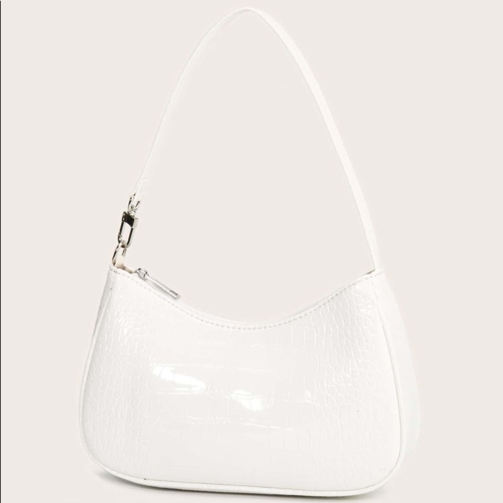 White croc shoulder bag🦋